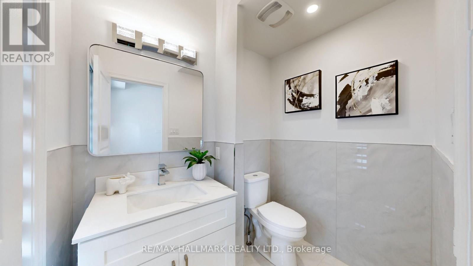 22 Bostock Drive, Georgina, Ontario  L4P 0C2 - Photo 4 - N12889964