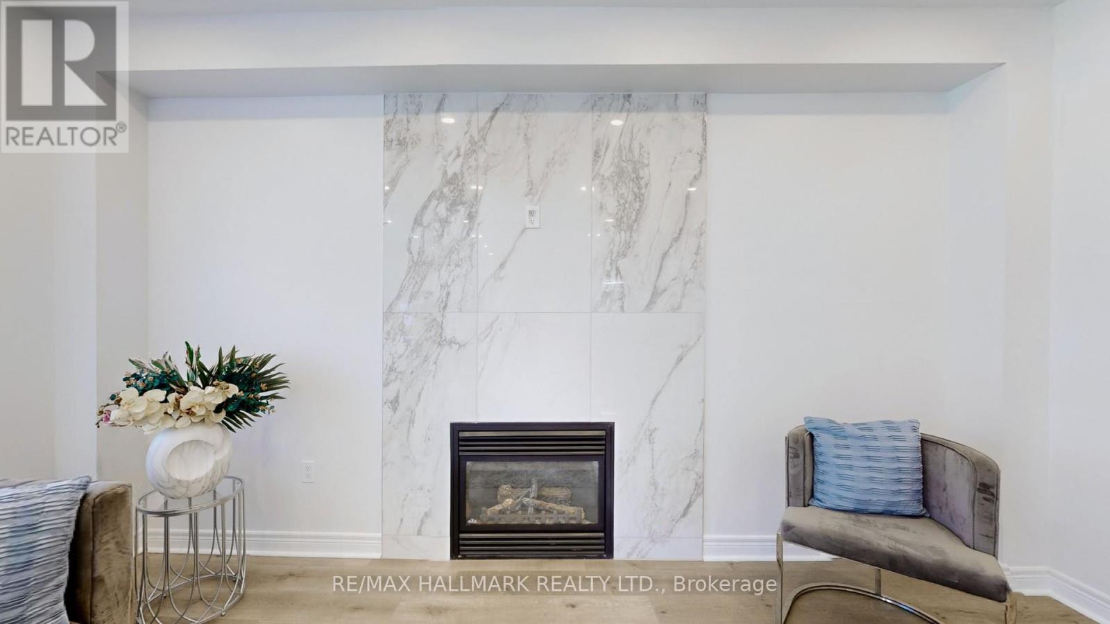 22 Bostock Drive, Georgina, Ontario  L4P 0C2 - Photo 6 - N12889964