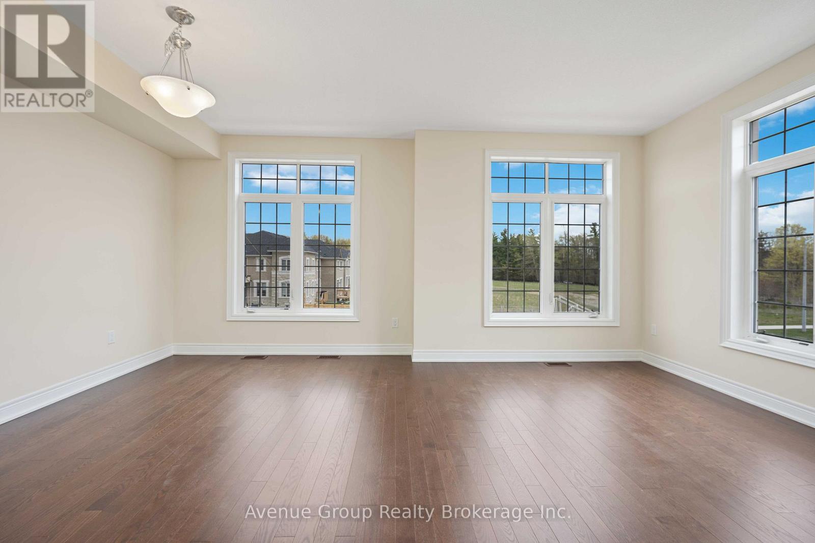 3440 Denison Street, Markham, Ontario  L3S 0E9 - Photo 3 - N12889988