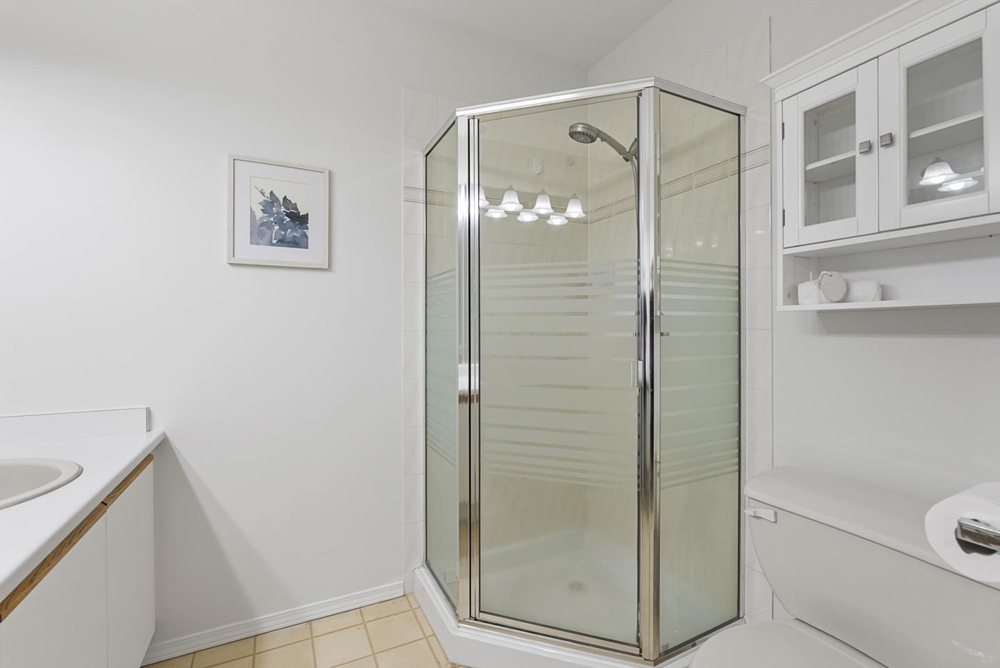 132 13895 102 Avenue, Surrey, British Columbia  V3T 1P2 - Photo 15 - R3100272