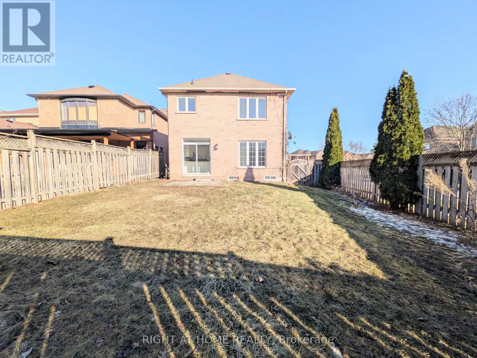 387 Grovehill Road, Oakville, Ontario  L6H 6P3 - Photo 22 - W12889966