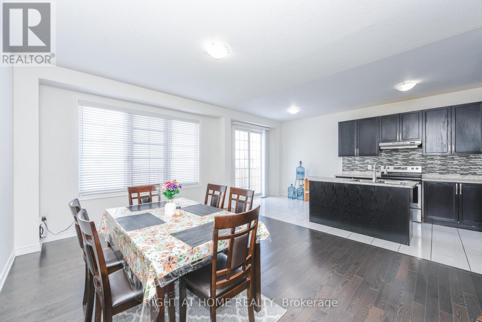 36 Spokanne Street, Brampton, Ontario  L6R 4A2 - Photo 22 - W12889974