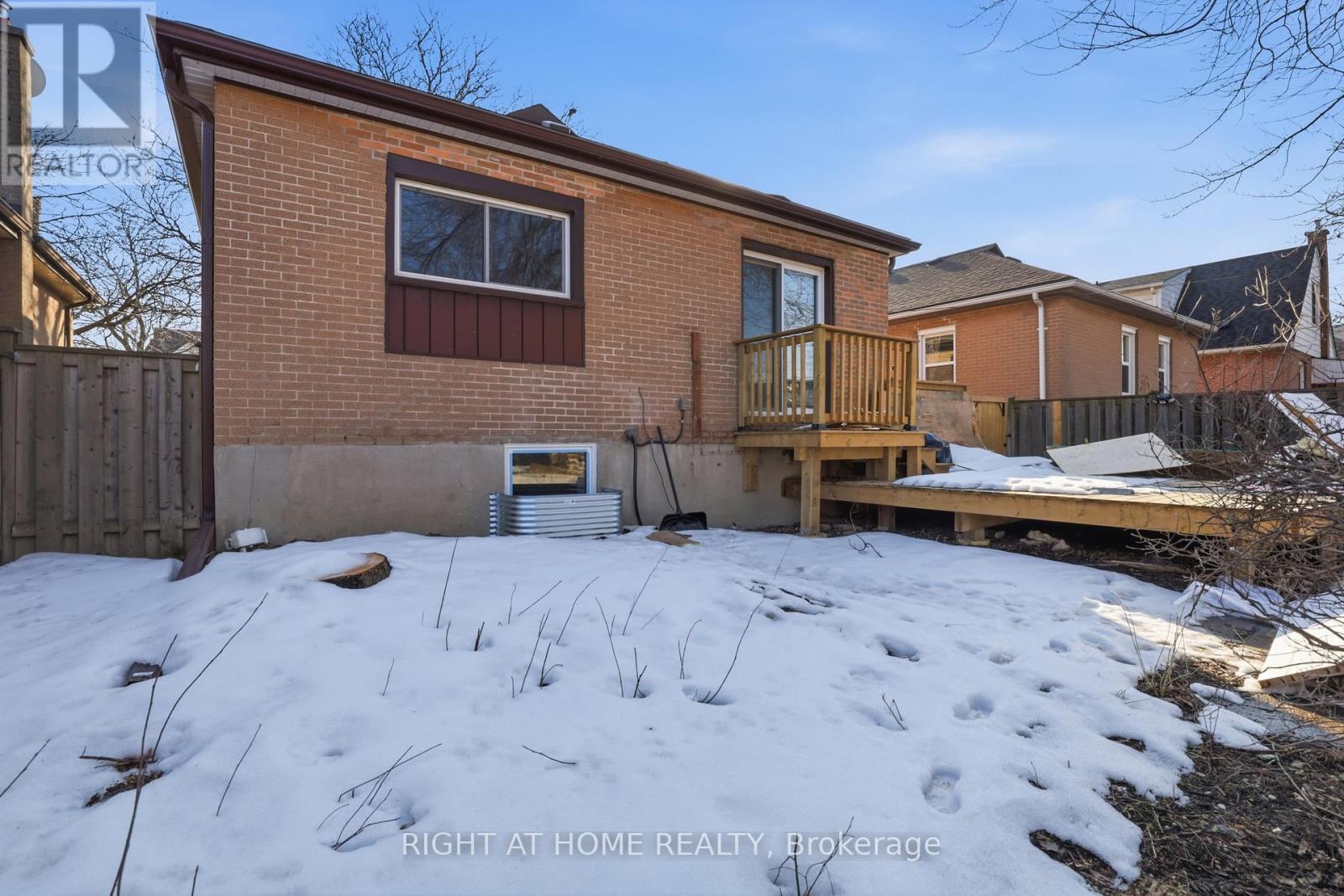 Main - 81 Maclennan Avenue, Hamilton, Ontario  L8V 1X5 - Photo 13 - X12889970