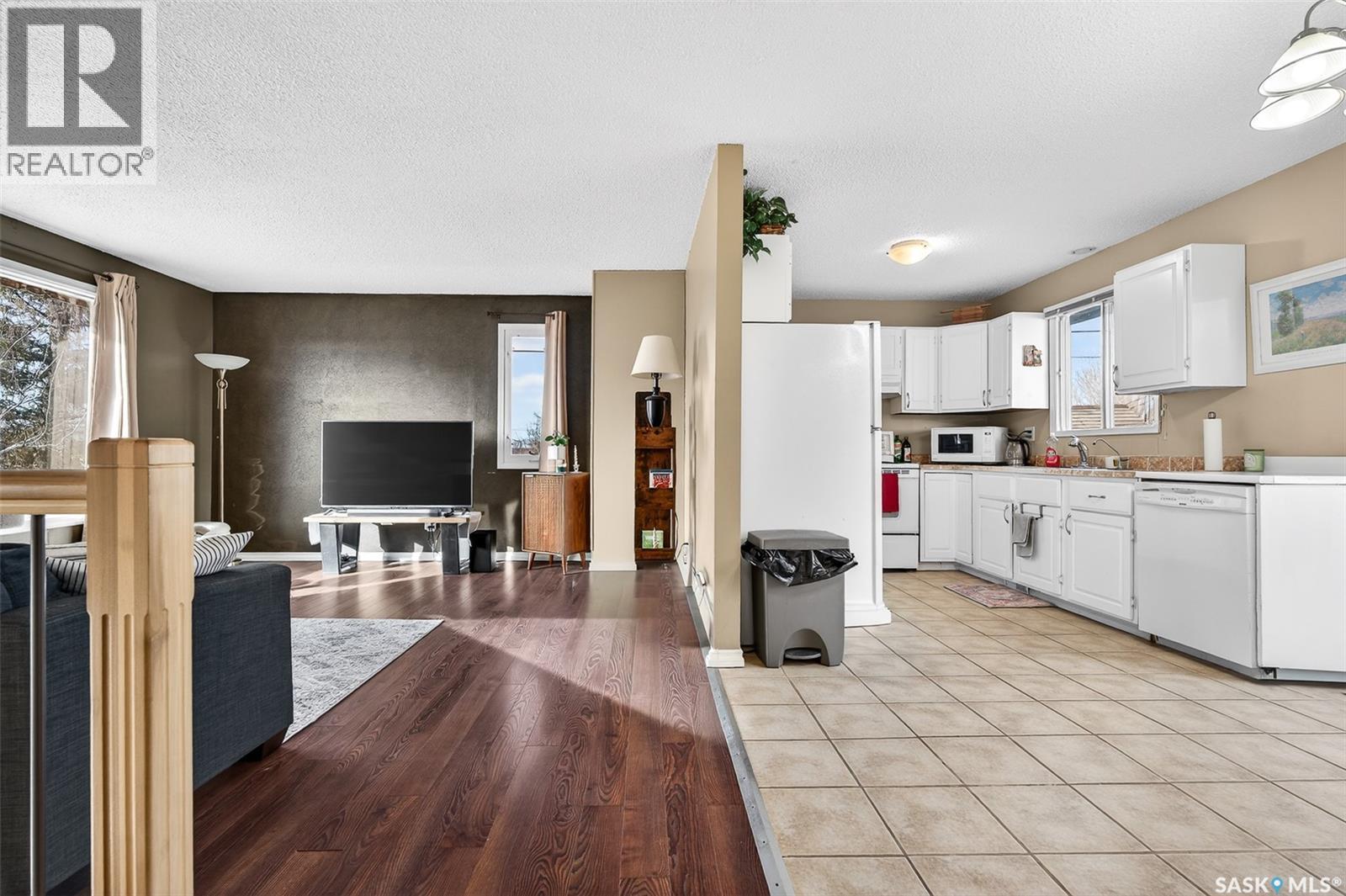 1351 14th Avenue Sw, Moose Jaw, Saskatchewan  S6H 0S9 - Photo 16 - SK028591