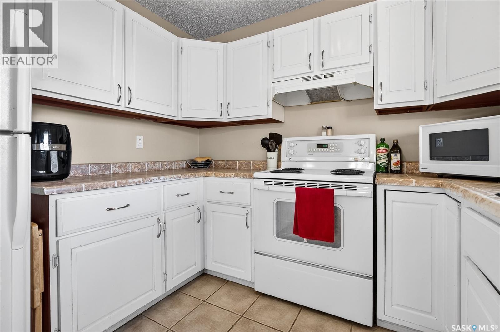 1351 14th Avenue Sw, Moose Jaw, Saskatchewan  S6H 0S9 - Photo 23 - SK028591