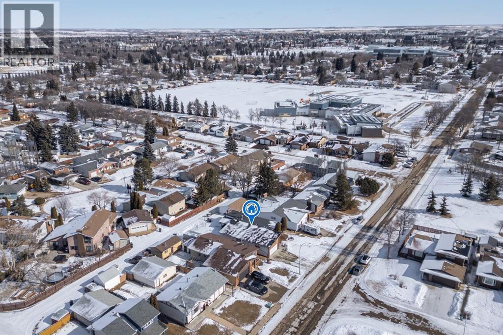 6310 43 Avenue, Camrose, Alberta  T4V 3M8 - Photo 42 - A2293554