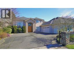 9128 DIAMOND ROAD, Richmond, British Columbia