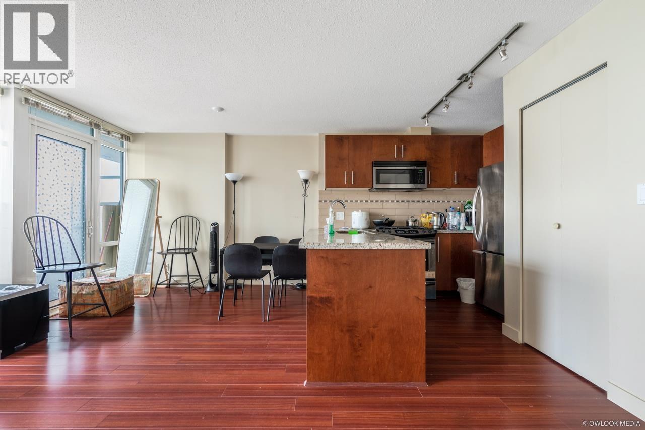 606 8280 Lansdowne Road, Richmond, British Columbia  V6X 0B2 - Photo 9 - R3100430