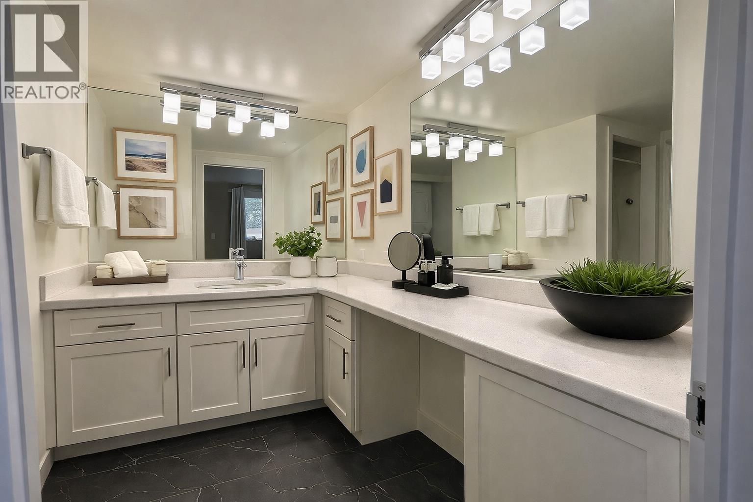 1603 6631 Minoru Boulevard, Richmond, British Columbia  V6Y 1Z1 - Photo 23 - R3100278