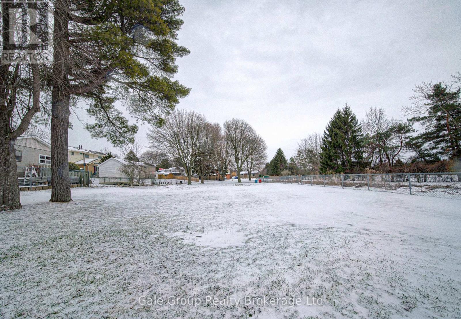 400 Odlum Drive, Woodstock (Woodstock - South), Ontario  N4S 3S2 - Photo 32 - X12890026