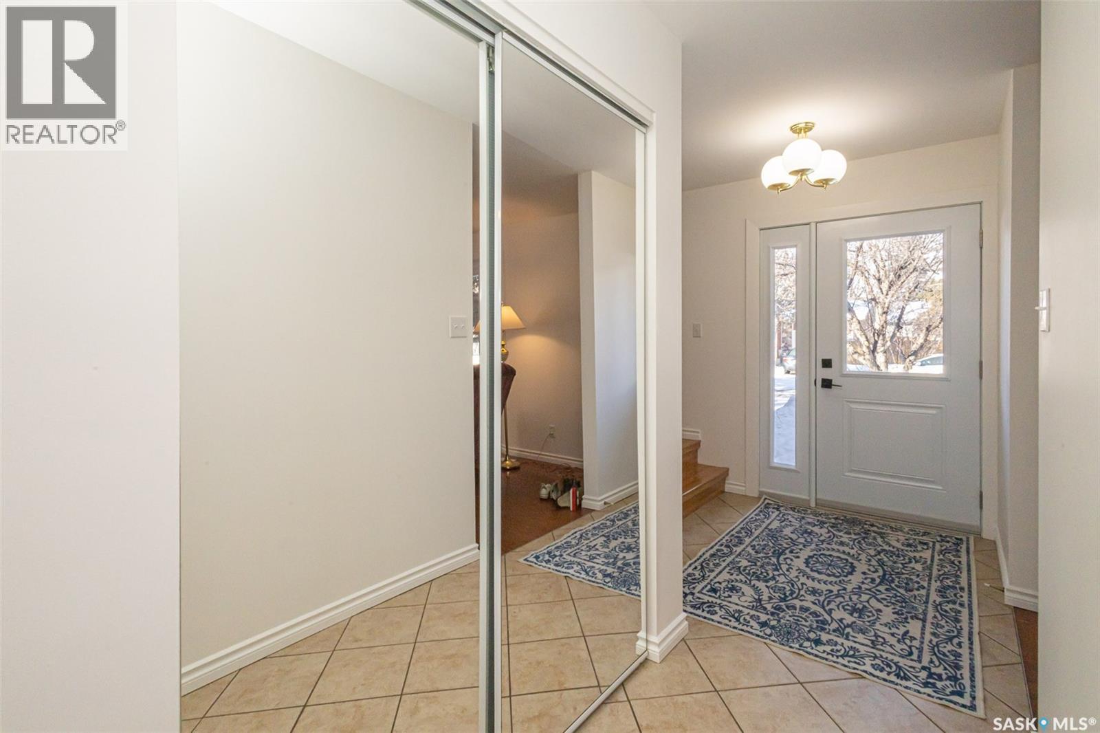 78 Degeer Crescent, Saskatoon, Saskatchewan  S7H 4P7 - Photo 5 - SK030570