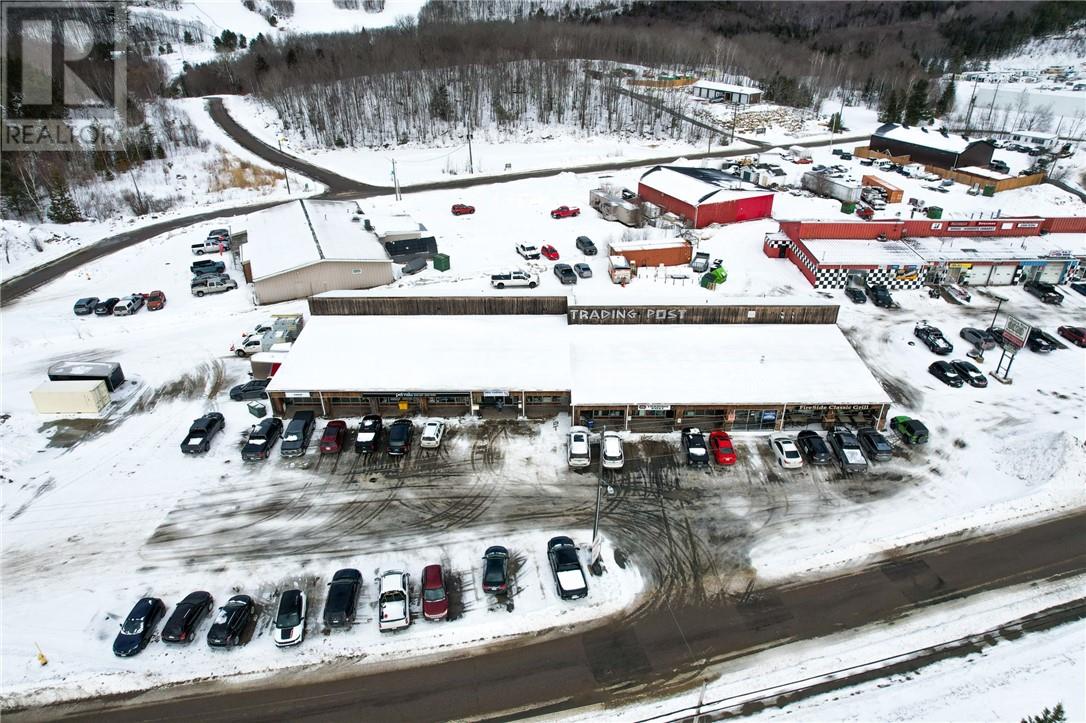 14 Oakland Boulevard, Elliot Lake, Ontario  P5A 2T1 - Photo 2 - 2126707