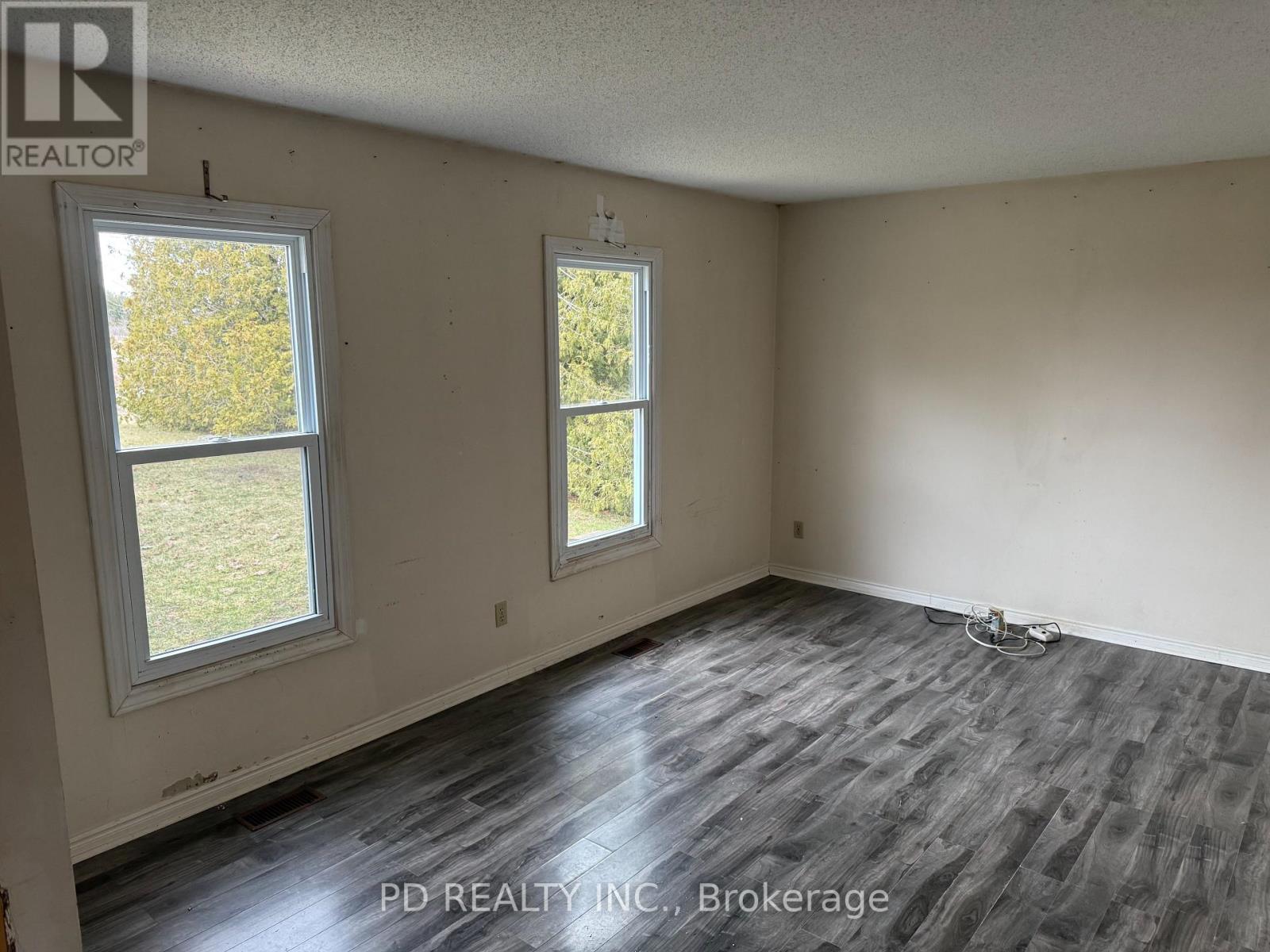 612 Hines Road, Haldimand (Dunnville), Ontario  N1A 2W7 - Photo 18 - X12890040