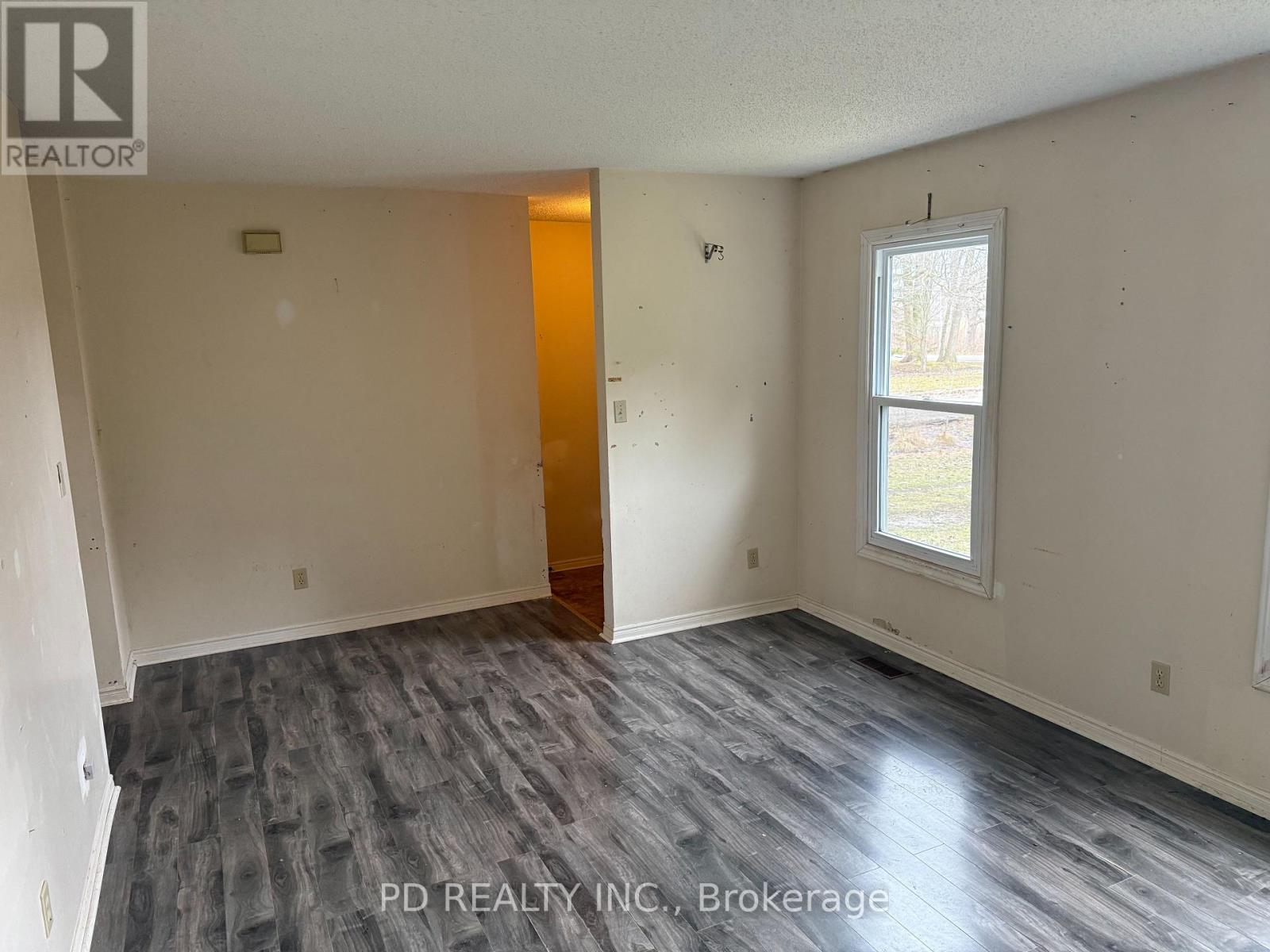 612 Hines Road, Haldimand (Dunnville), Ontario  N1A 2W7 - Photo 20 - X12890040