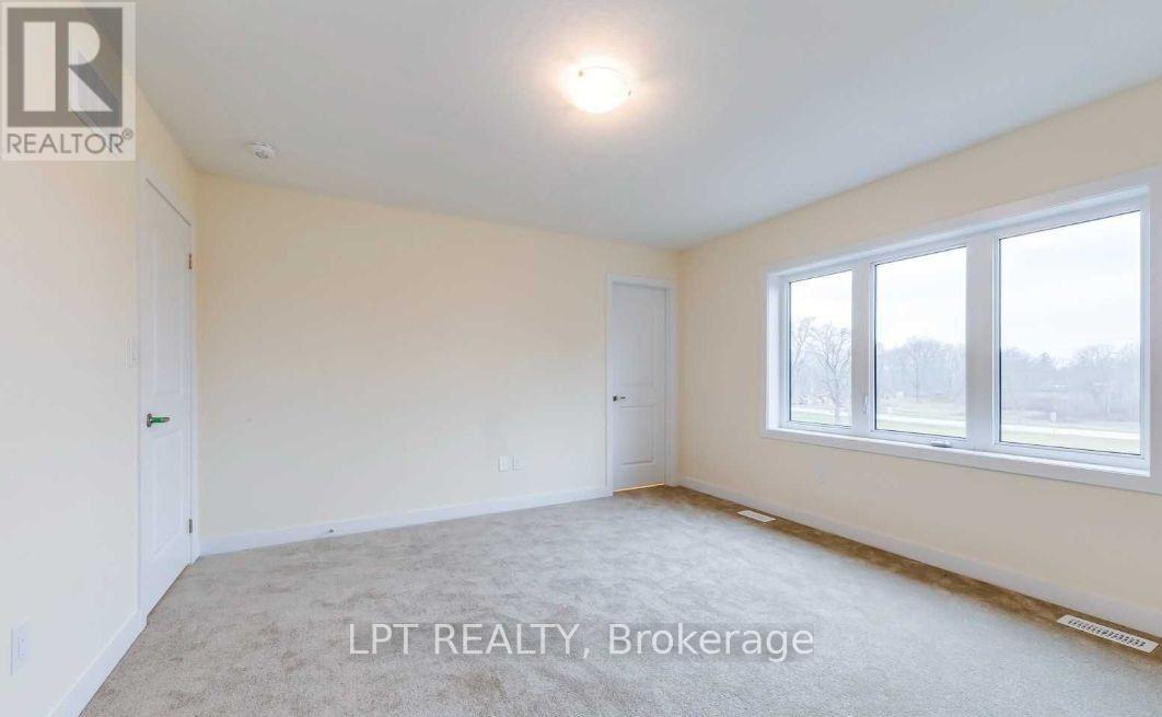 41 Sundin Drive, Haldimand, Ontario  N3W 0H3 - Photo 6 - X12850256