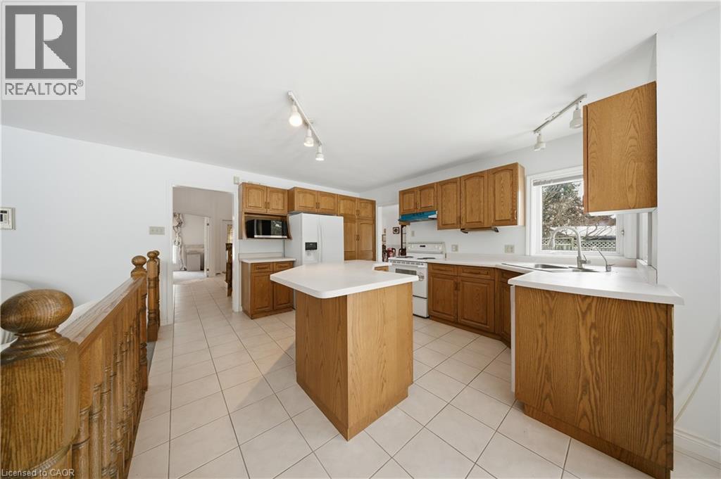 637 Deer Run Drive, Waterloo, Ontario  N2K 3H5 - Photo 16 - 40811043