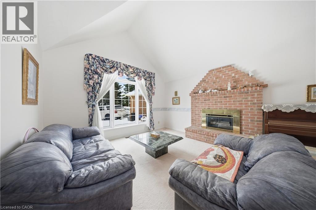 637 Deer Run Drive, Waterloo, Ontario  N2K 3H5 - Photo 9 - 40811043