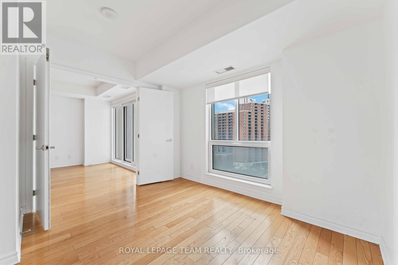 1210 - 234 Rideau Street, Ottawa, Ontario  K1N 5X8 - Photo 11 - X12890002