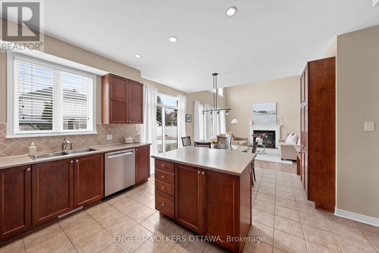 113 Maple Stand Way, Ottawa, Ontario  K2G 6R3 - Photo 16 - X12890042