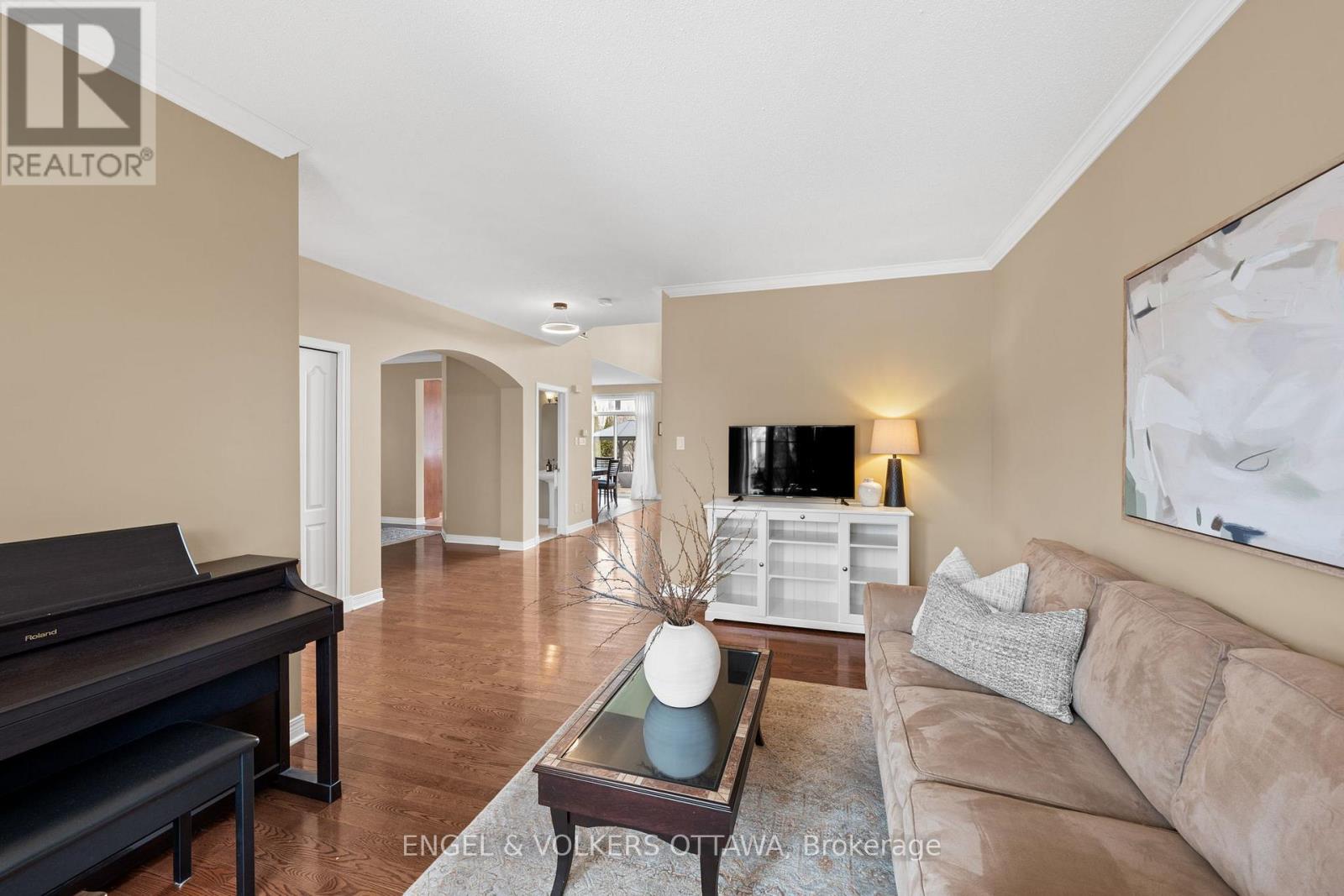 113 Maple Stand Way, Ottawa, Ontario  K2G 6R3 - Photo 5 - X12890042