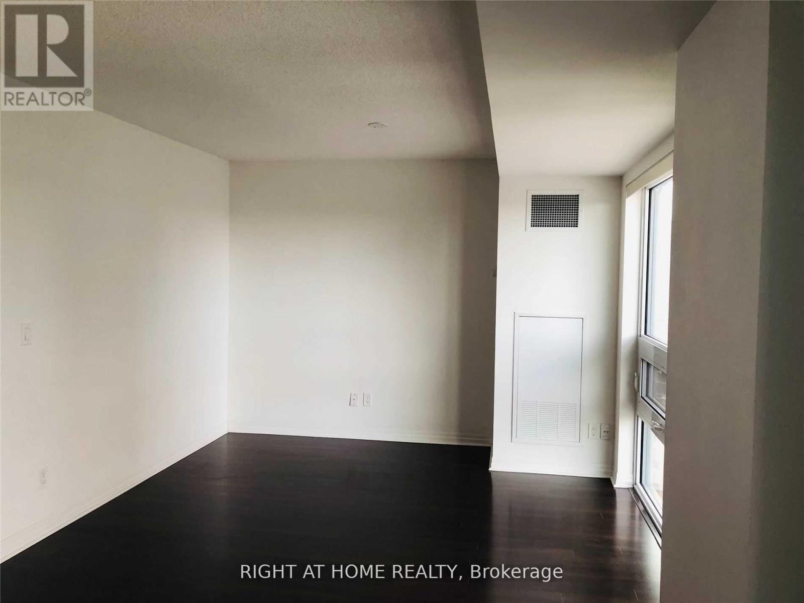 2803 - 275 Yorkland Road, Toronto (Henry Farm), Ontario  M2J 0B4 - Photo 9 - C12890008