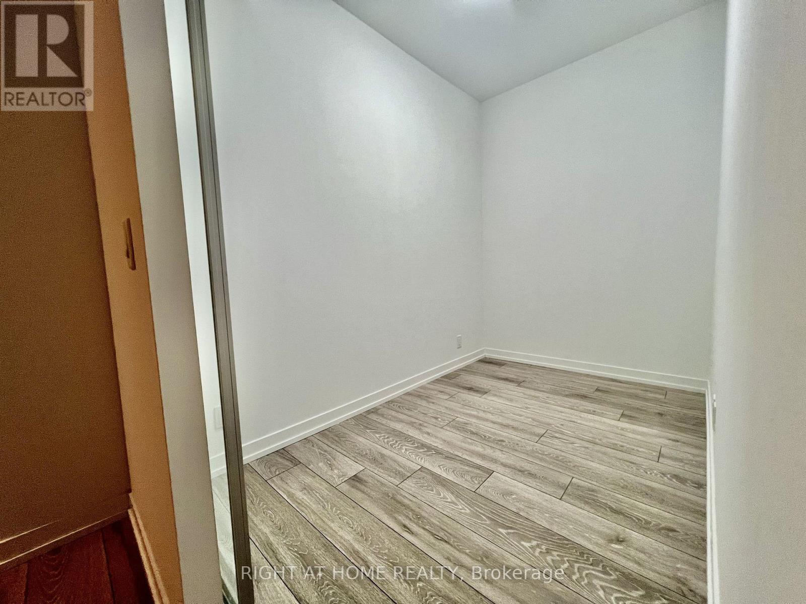 503 - 55 Mercer Street, Toronto (Waterfront Communities), Ontario  M5V 3W2 - Photo 6 - C12890062