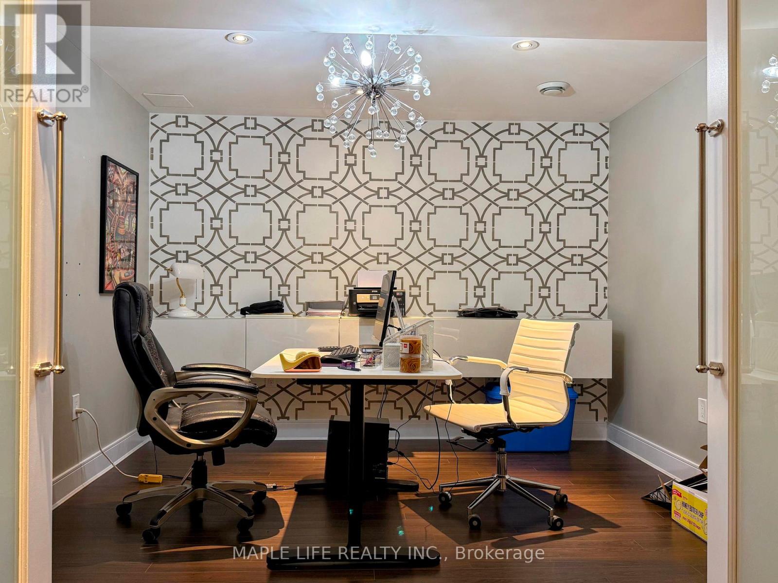 624 Amberwood Crescent, Pickering, Ontario  L1V 3T9 - Photo 3 - E12890006