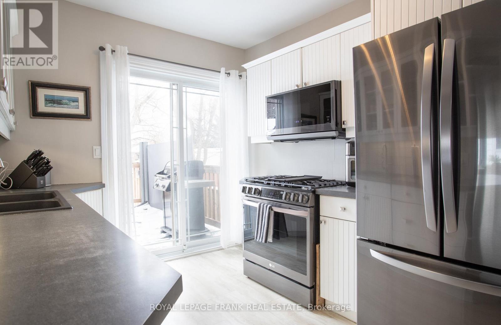 288 St Eloi Avenue, Oshawa, Ontario  L1H 2N5 - Photo 14 - E12890056