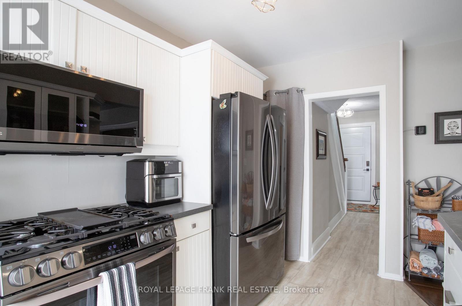 288 St Eloi Avenue, Oshawa, Ontario  L1H 2N5 - Photo 15 - E12890056