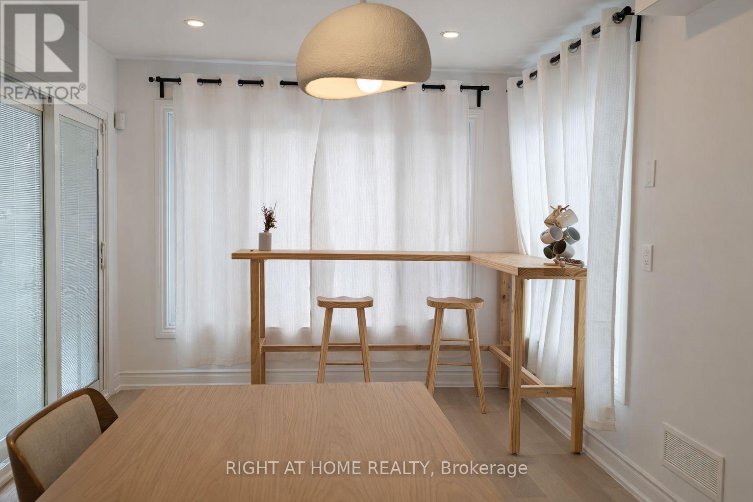 27 Patna Crescent, Vaughan, Ontario  L6A 1N6 - Photo 6 - N12889998