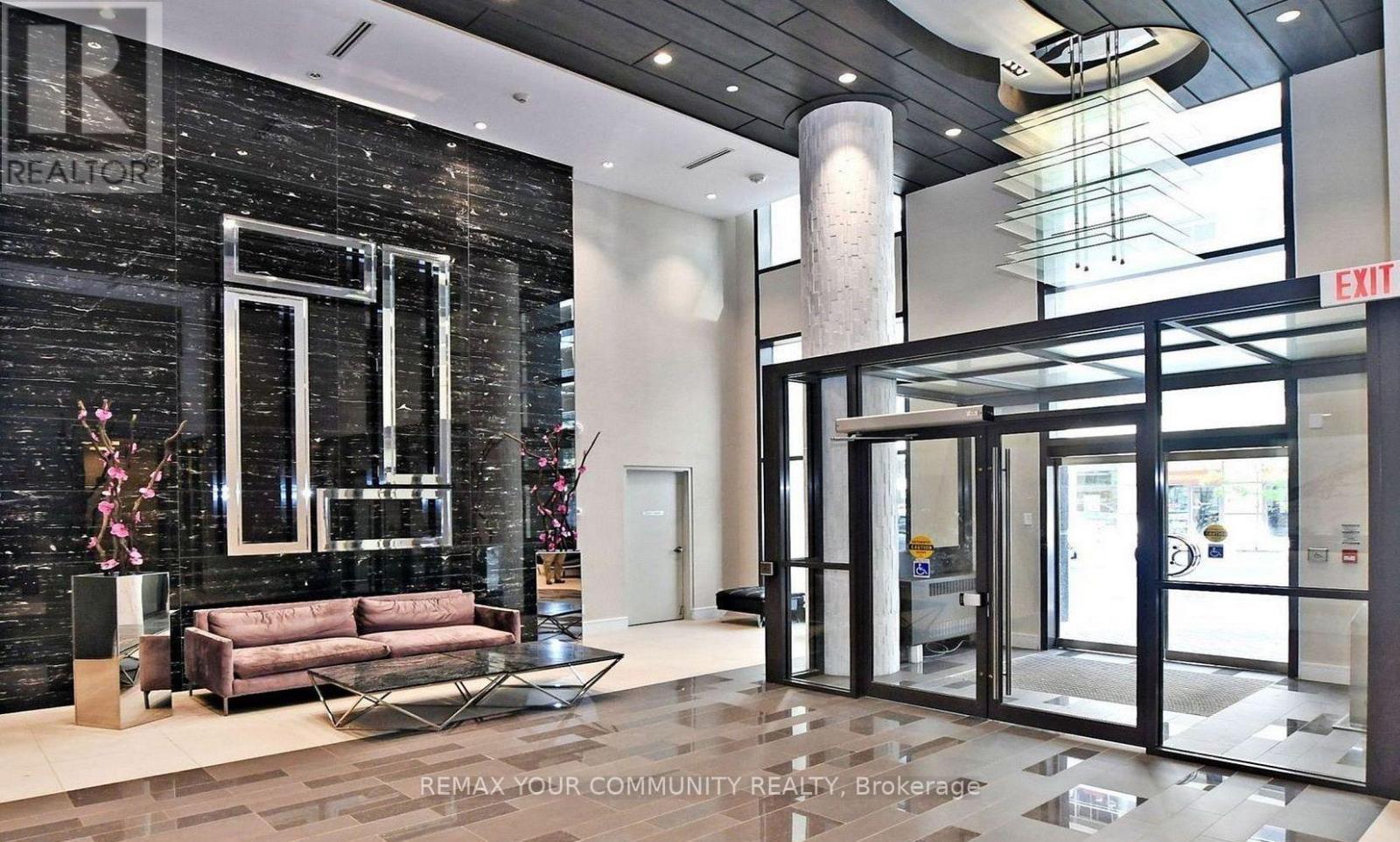 Sw-805 - 9191 Yonge Street, Richmond Hill, Ontario  L4C 1E2 - Photo 3 - N12890020