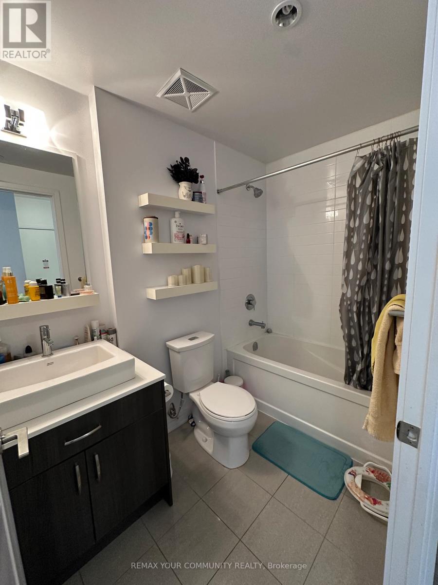 Sw-805 - 9191 Yonge Street, Richmond Hill, Ontario  L4C 1E2 - Photo 5 - N12890020