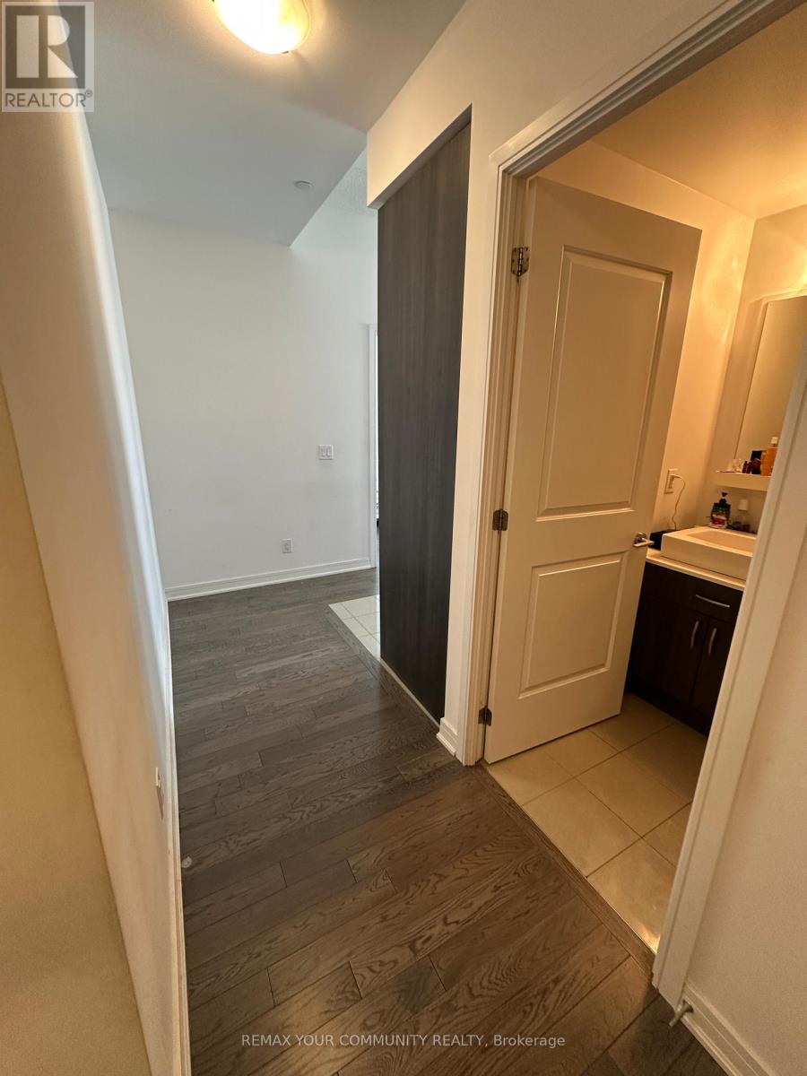 Sw-805 - 9191 Yonge Street, Richmond Hill, Ontario  L4C 1E2 - Photo 6 - N12890020