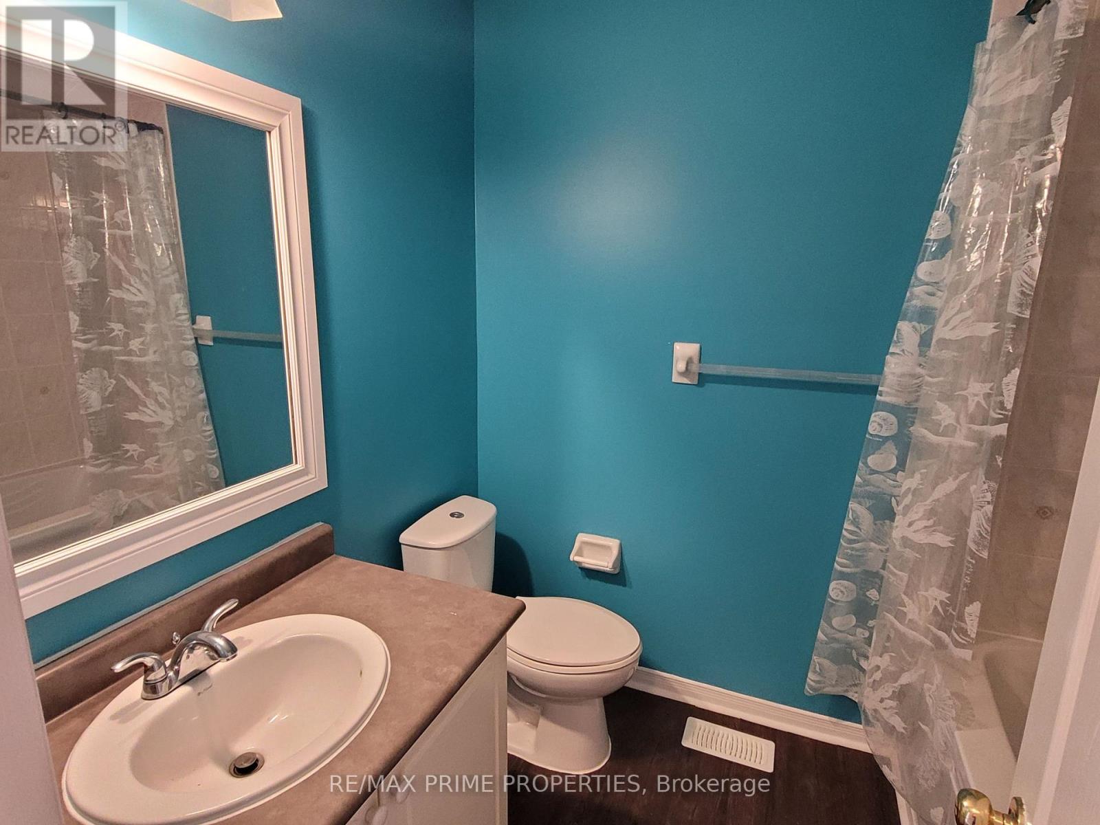 124 Glasgow Crescent, Georgina, Ontario  L4P 4B1 - Photo 11 - N12890058