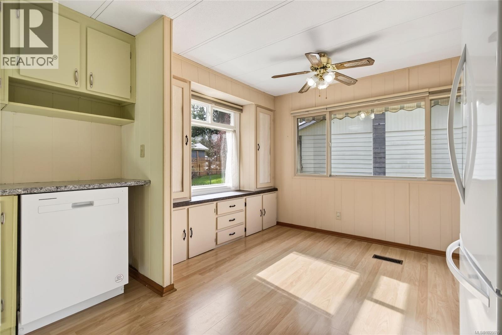 2619 Ulverston Ave, Cumberland, British Columbia  V0R 1S0 - Photo 15 - 1029099