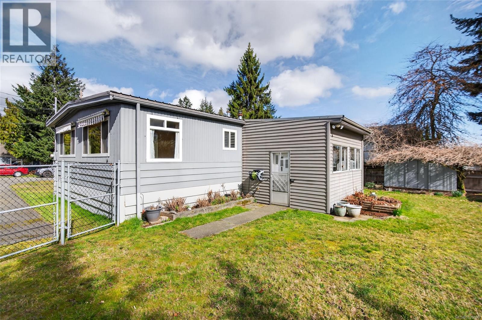 2619 Ulverston Ave, Cumberland, British Columbia  V0R 1S0 - Photo 28 - 1029099