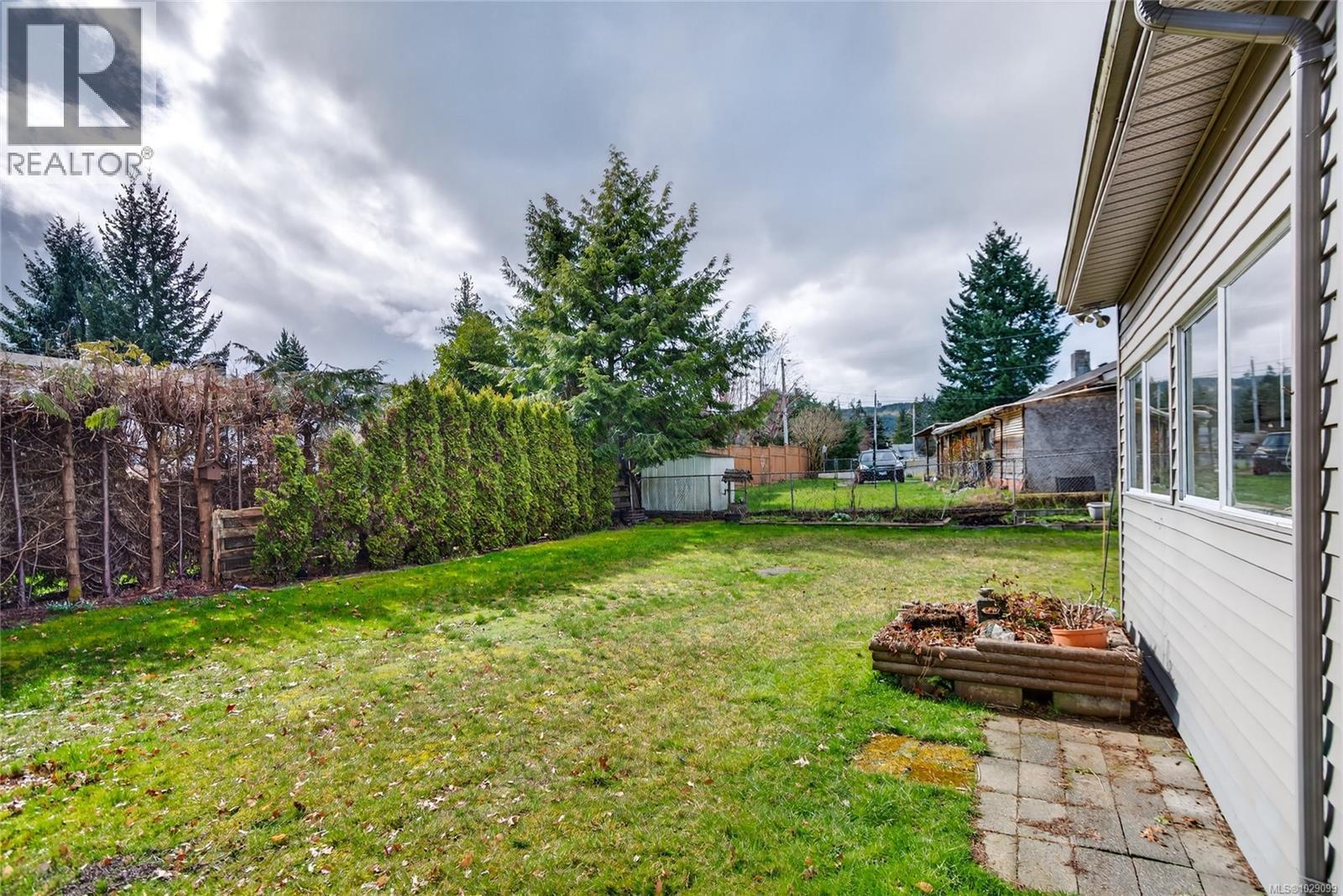 2619 Ulverston Ave, Cumberland, British Columbia  V0R 1S0 - Photo 31 - 1029099