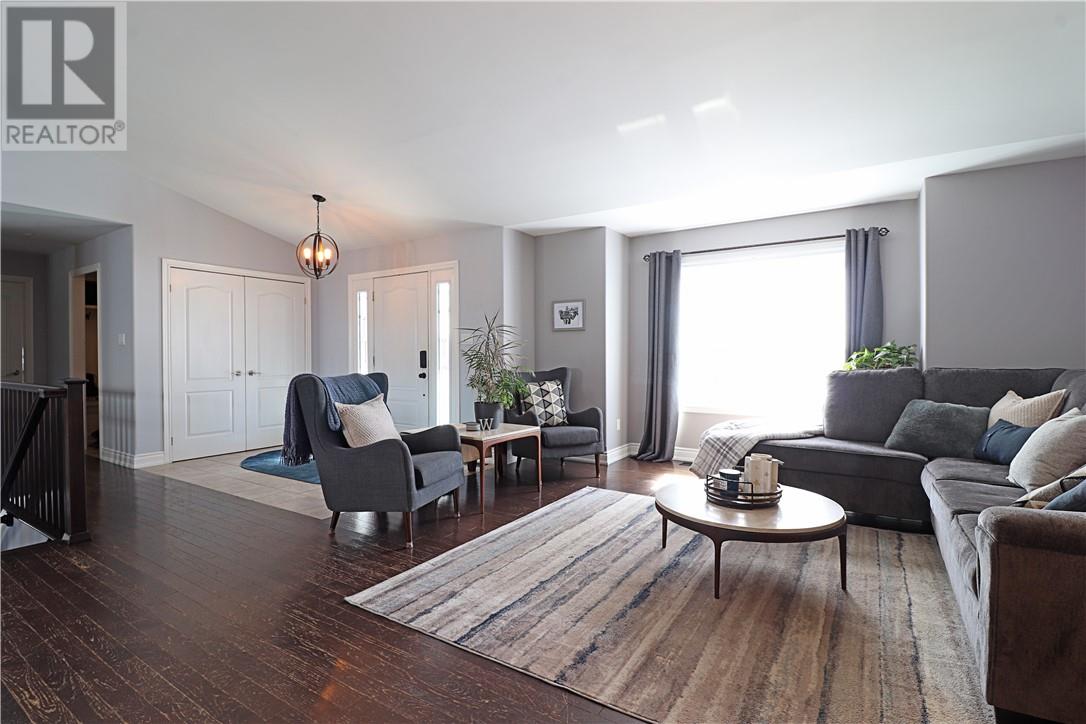 1008 Toya Court, Hanmer, Ontario  P3P 0C1 - Photo 4 - 2126838