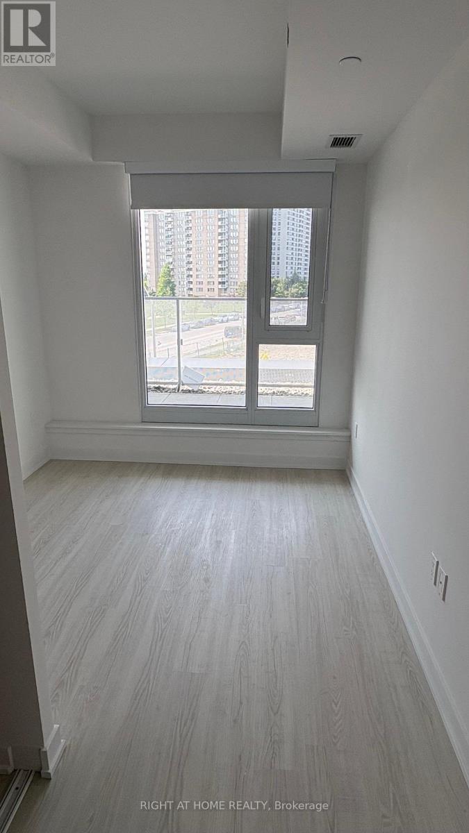 216 - 3883 Quartz Road, Mississauga (City Centre), Ontario  L5B 0M4 - Photo 8 - W12890046