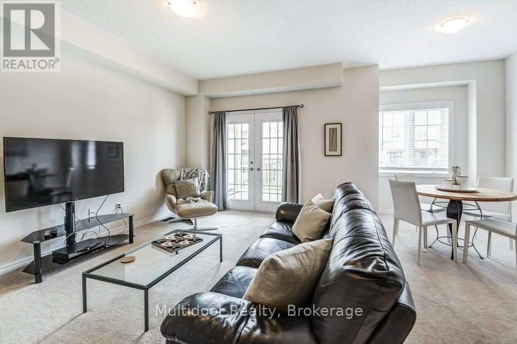 20 Hiscott Drive, Hamilton, Ontario  L8B 0A3 - Photo 9 - X12889992