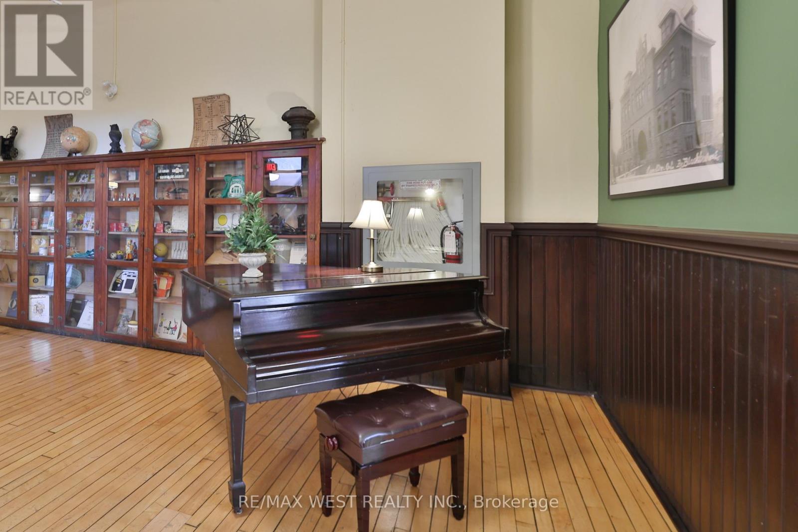 318 - 200 Stinson Street, Hamilton (Stinson), Ontario  L8N 4J5 - Photo 37 - X12890024