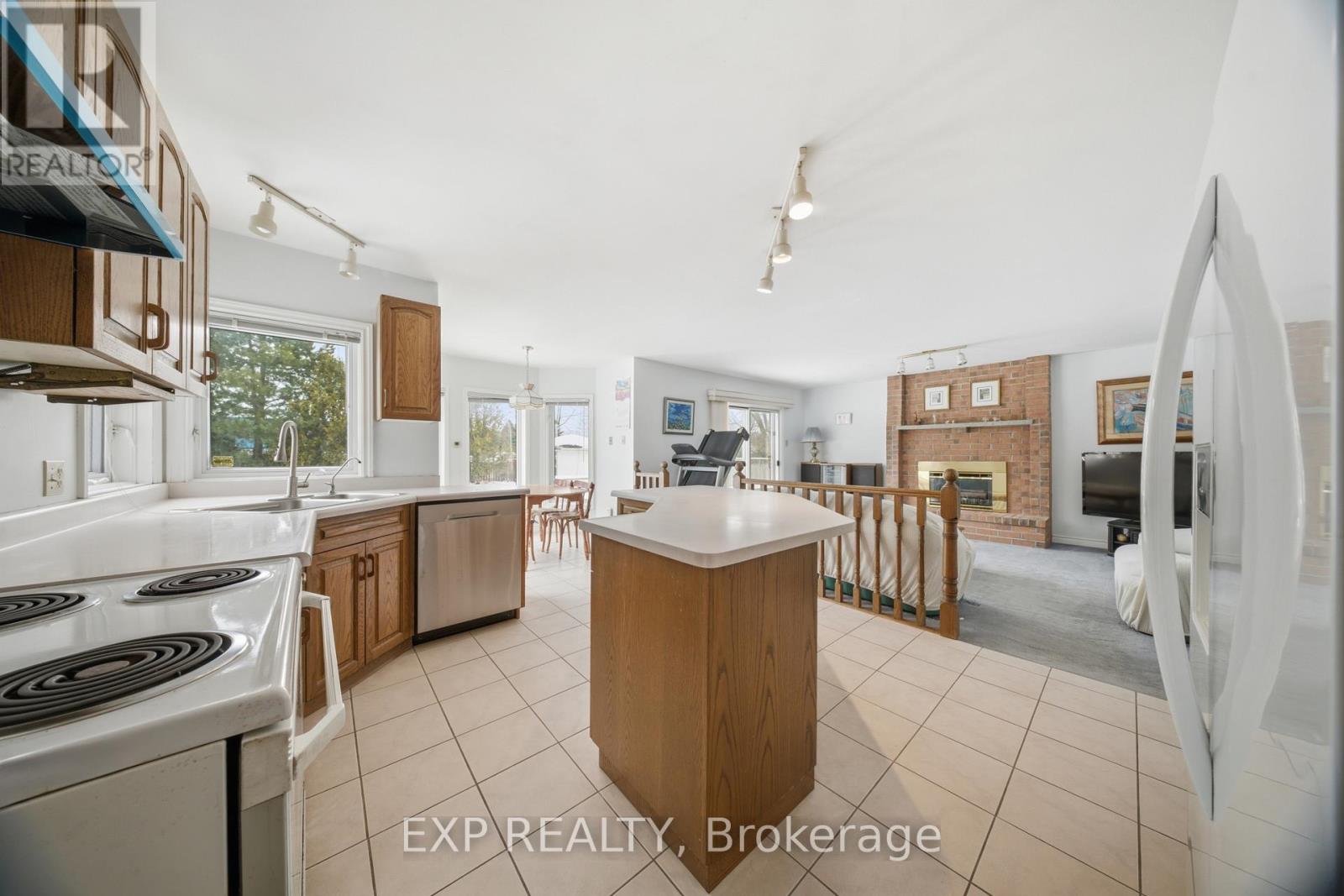 637 Deer Run Drive, Waterloo, Ontario  N2K 3H5 - Photo 19 - X12890036