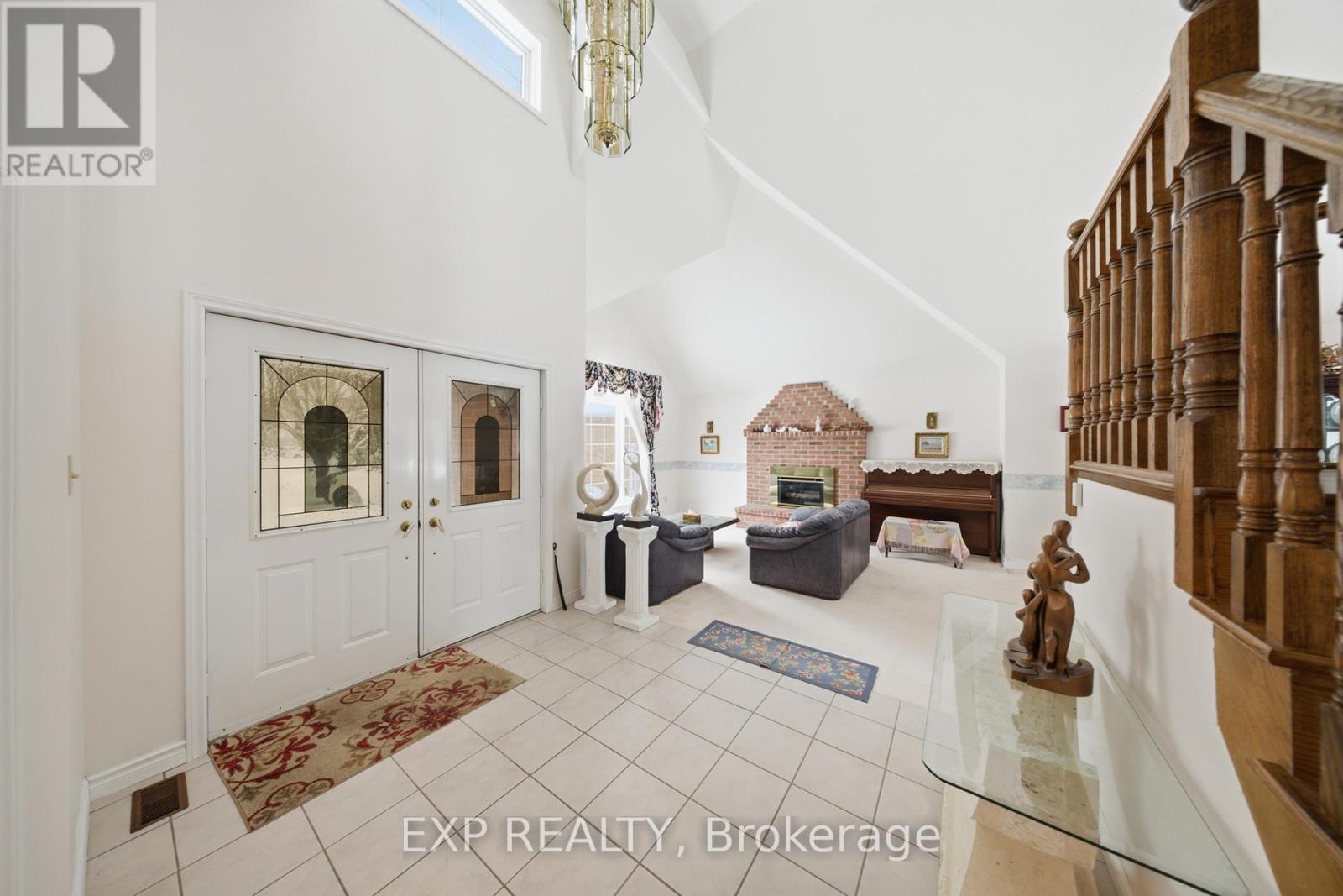 637 Deer Run Drive, Waterloo, Ontario  N2K 3H5 - Photo 5 - X12890036