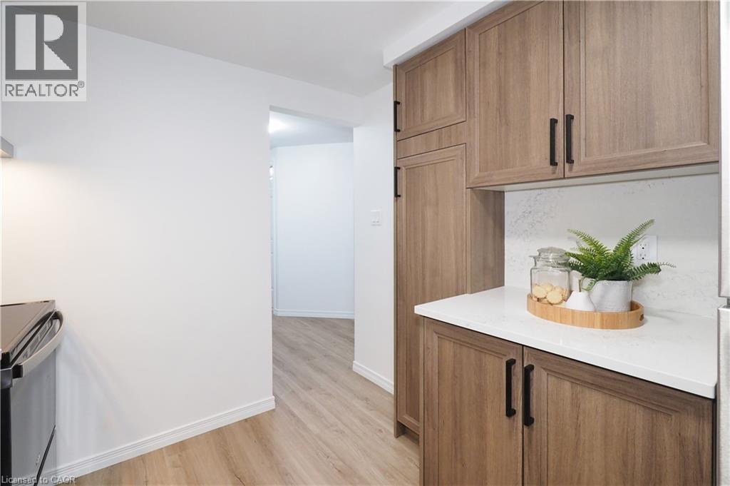 433 Exmoor Street, Waterloo, Ontario  N2K 3X5 - Photo 9 - 40806015