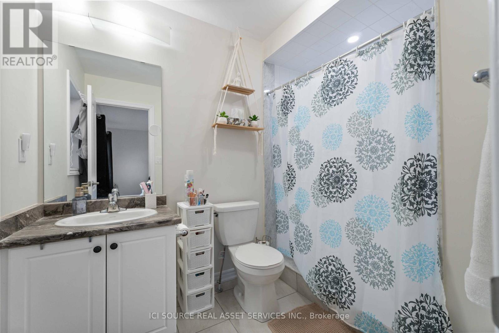 82 Rainbow Drive, Haldimand, Ontario  N3W 0G3 - Photo 18 - X12879174