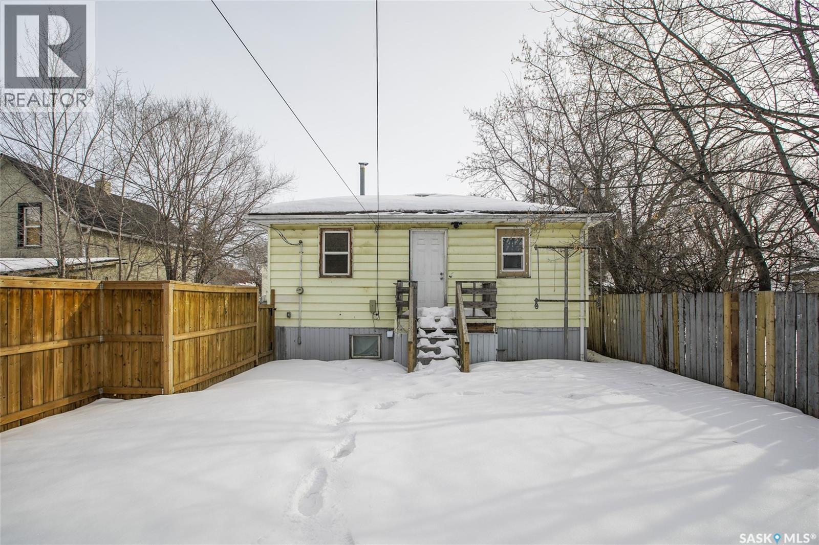 327 Q Avenue S, Saskatoon, Saskatchewan  S7M 2Y2 - Photo 21 - SK030529