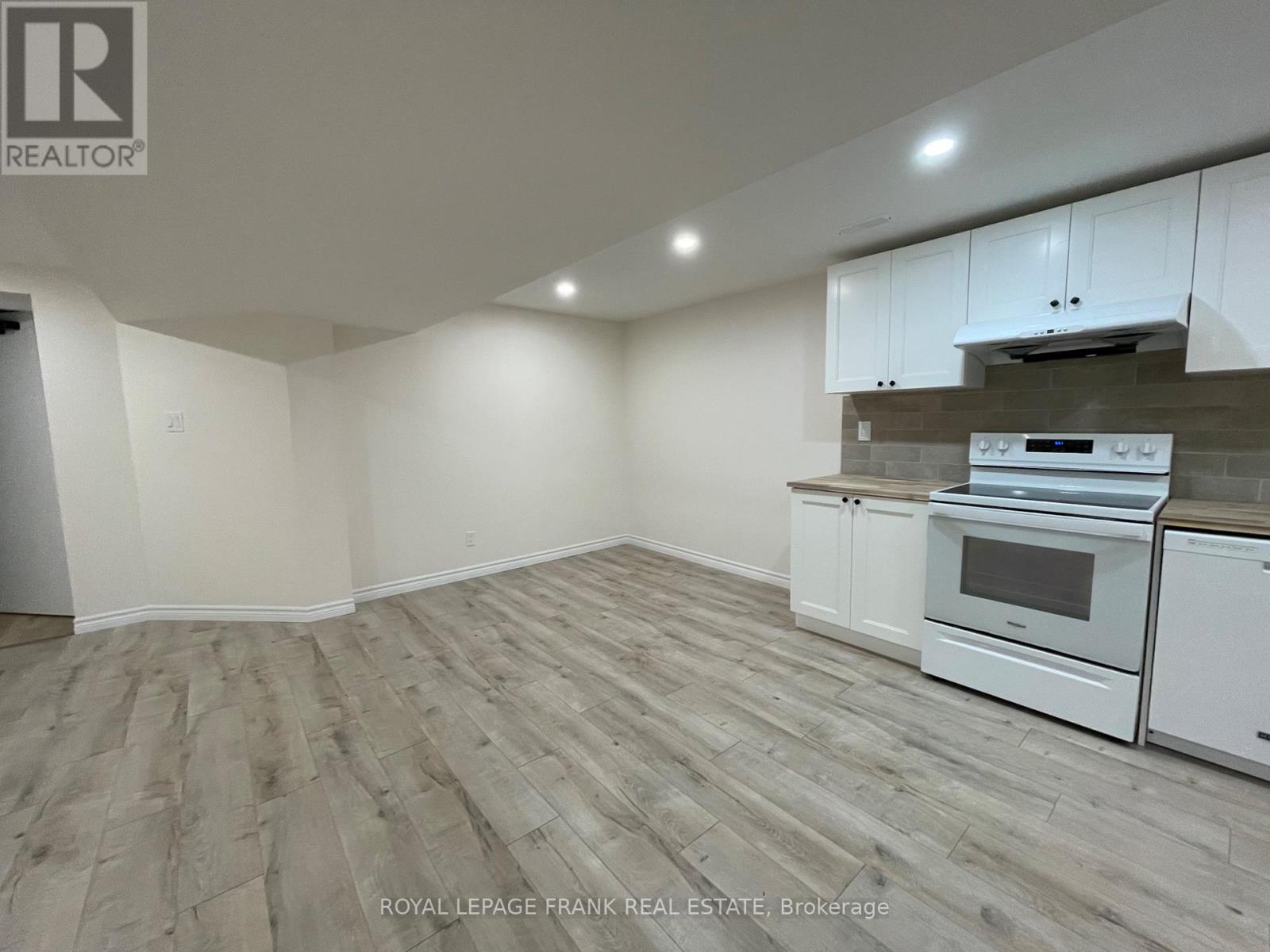 80 Cecil Found Crescent, Clarington, Ontario  L1E 3E7 - Photo 5 - E12890074