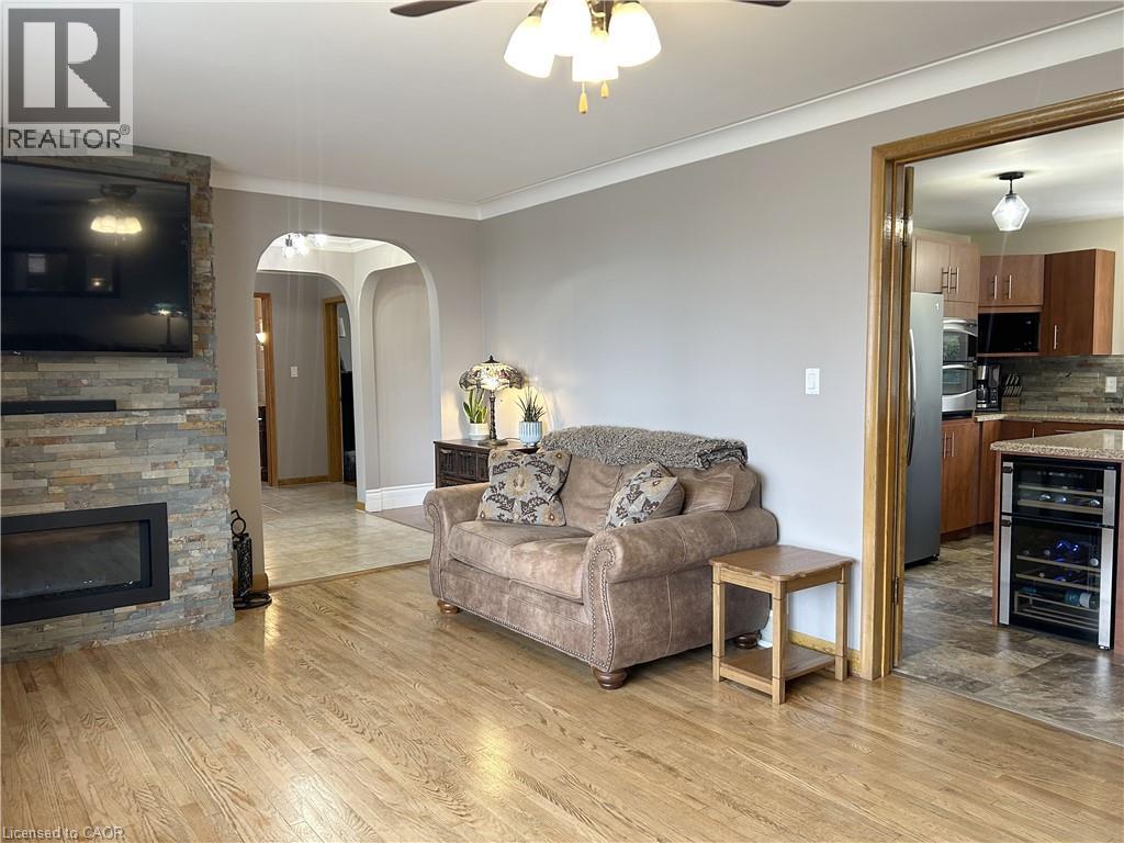 275 Leamon Street, Waterford, Ontario  N0E 1Y0 - Photo 9 - 40811383