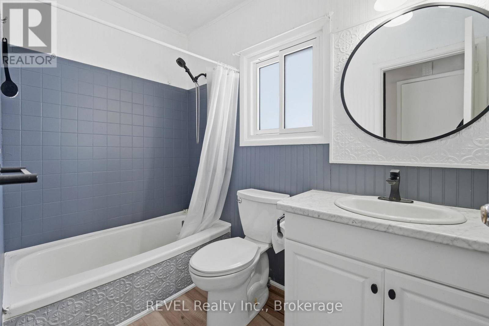 859 South Pelham Road, Welland, Ontario  L3C 3C9 - Photo 8 - X12890098