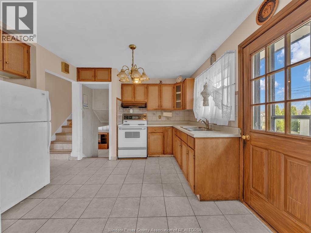 1720 Partington, Windsor, Ontario  N8W 3R8 - Photo 12 - 26005464